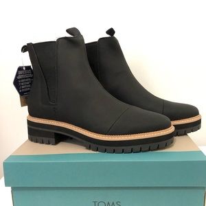 TOMS Dakota Water Resistant Leather Chelsea Boot